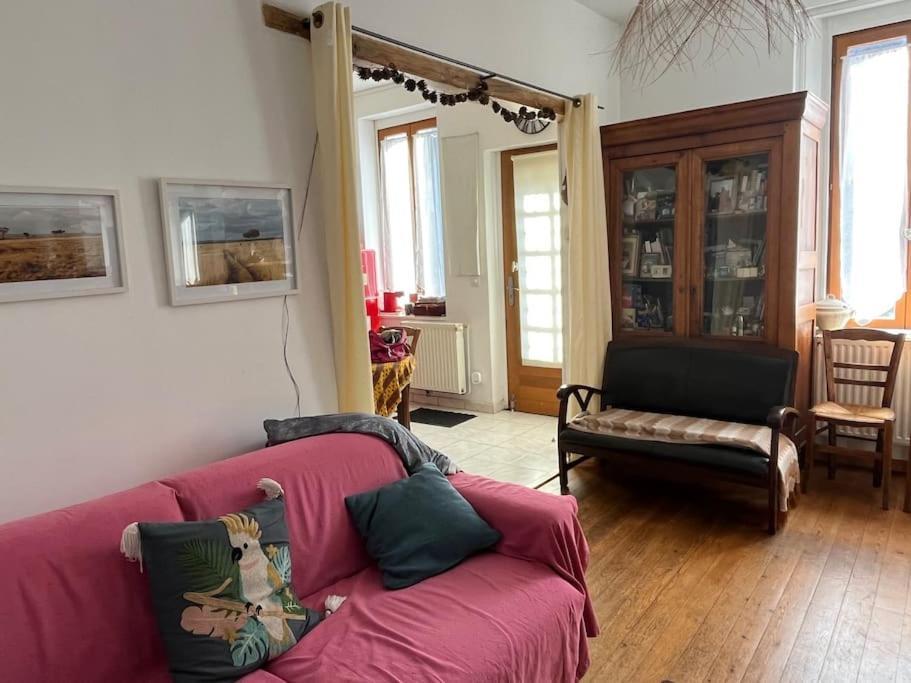 Holiday home Les Volets Bleus A 20 Minutes De La Baie De Somme *
